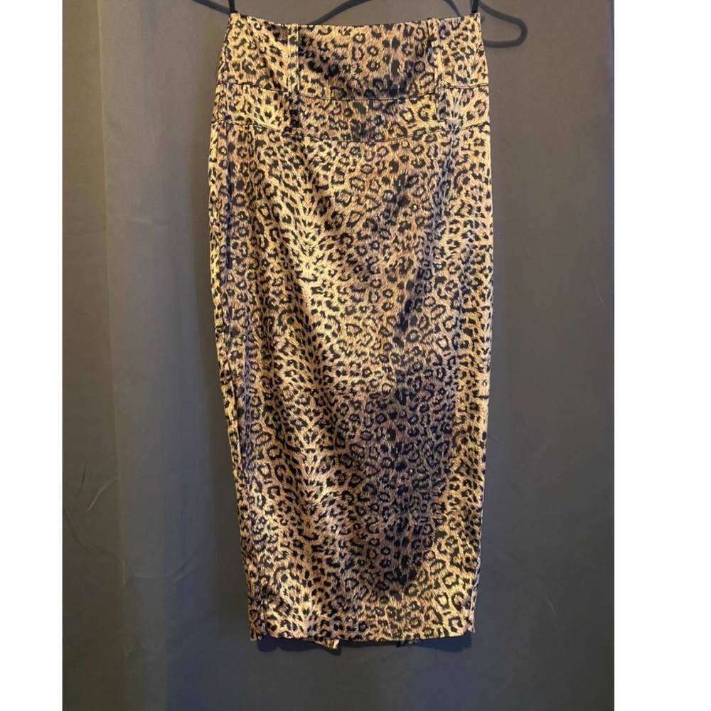 Women’s high waisted cheetah print pencil skirt